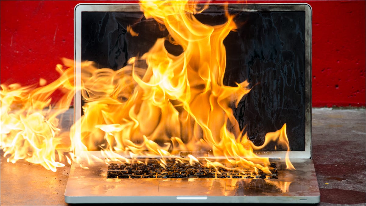 laptop-burning-fire